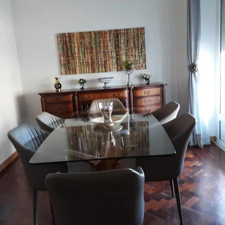 Apartment Apartamento Em Lisbon
